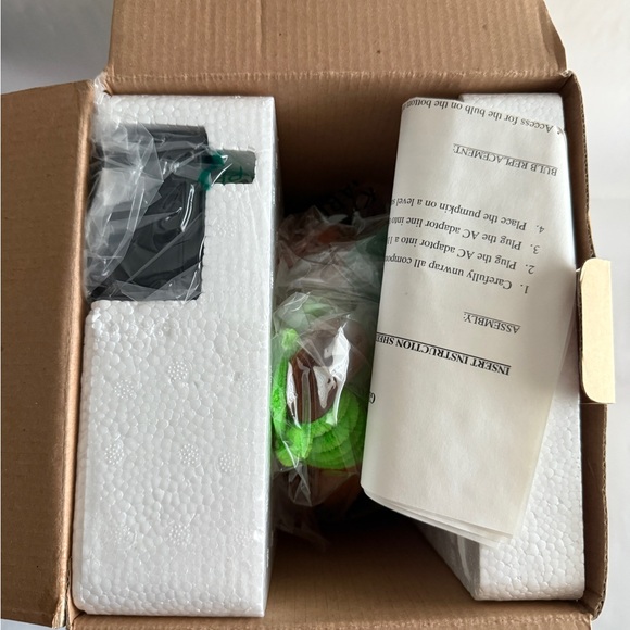 Fiber Optic Avon Glowing Pumpkin Decoration - Tested, Original Box, Vintage 2002 - Picture 15 of 16